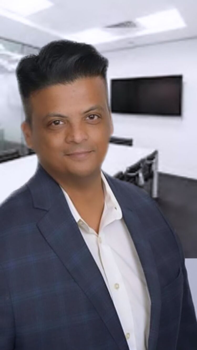 Here's what makes The Jewel King outstanding Business Deccan